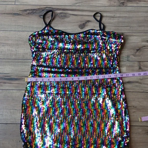 Super Sexy Multicolor Sequined Bodycon Mini Dress. Size L - Picture 17 of 17